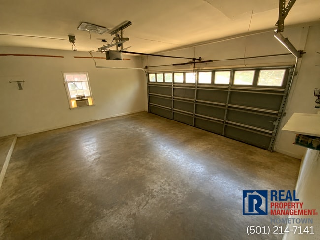 Photo - 711 Shea Dr