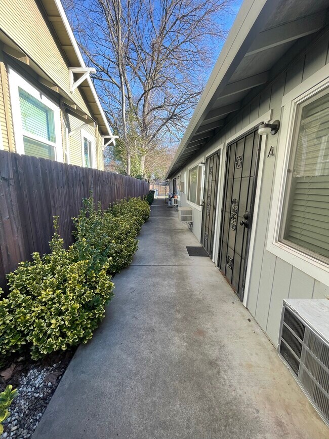 Photo - 3027 4th Ave Unidad D