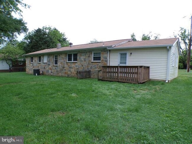 Photo - 111 Walnut Dr