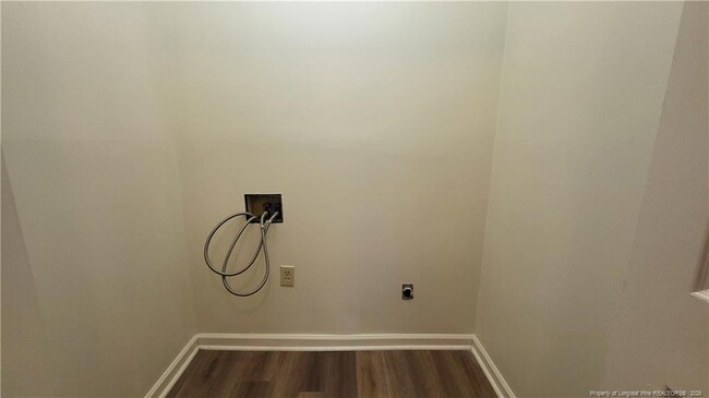Photo - 2380 Oak St