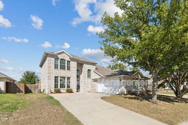 Building Photo - 5100 Brookside Dr