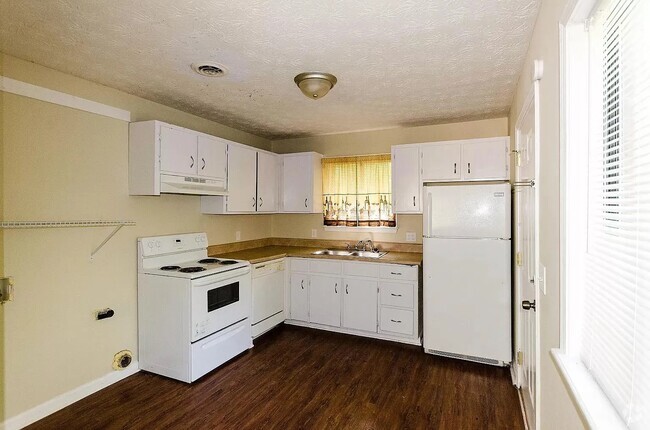 Building Photo - 113 Langford Ct Rental