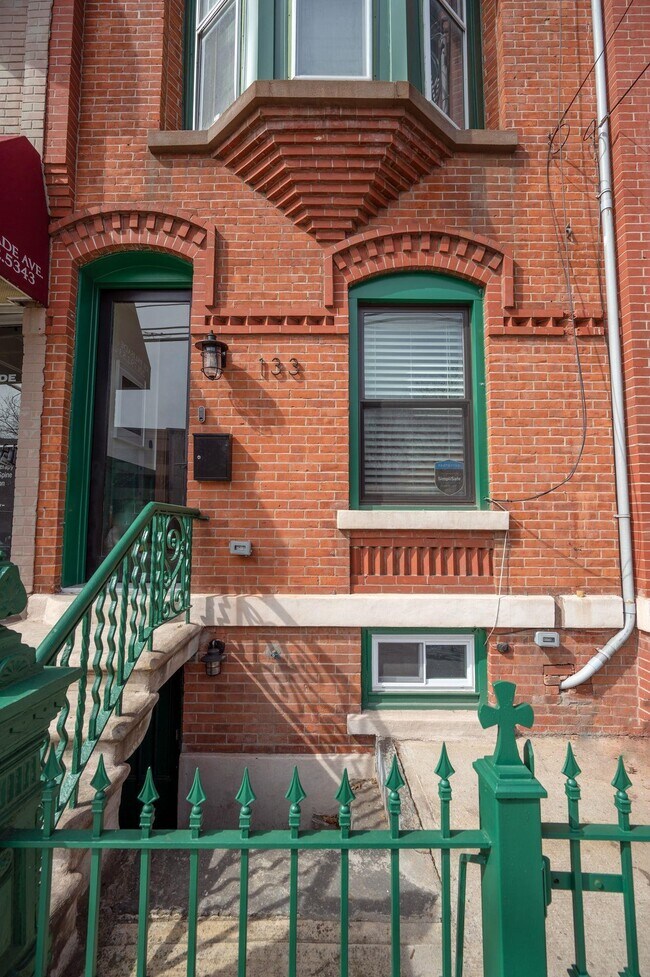 Building Photo - 133 Palisade Ave Unit 1