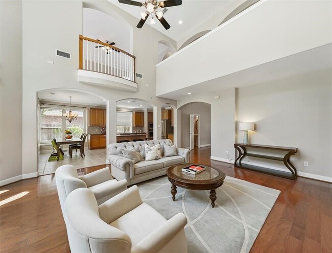 Photo - 22311 Claysprings Ln