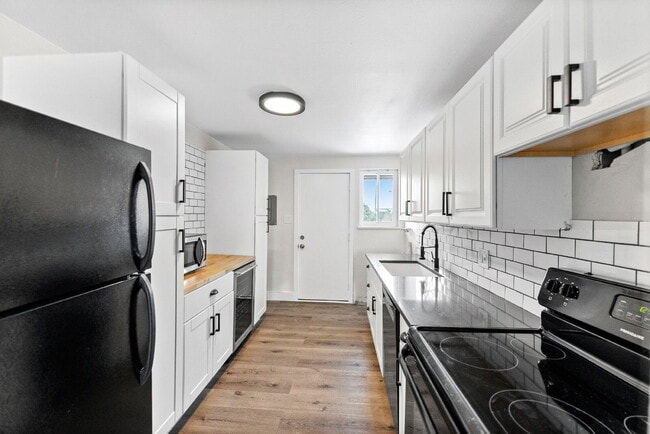 Photo - 1100 Rosemary St