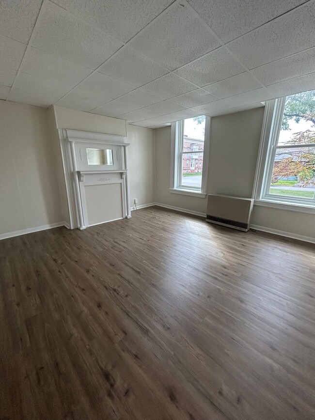 305 23rd St Unit First Floor