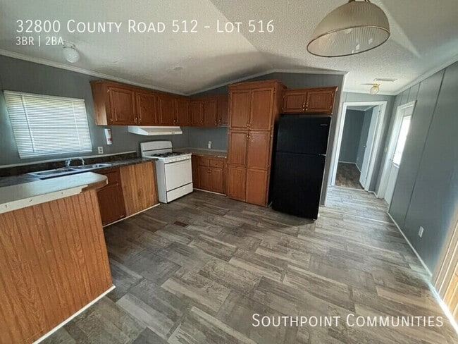 Photo - 32800 Co Rd 512