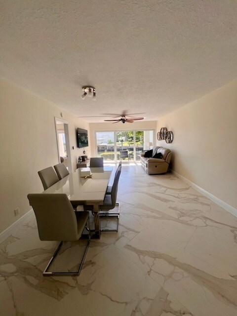 Dining & Living - 68 Yacht Club Dr Unit Marina Harbour