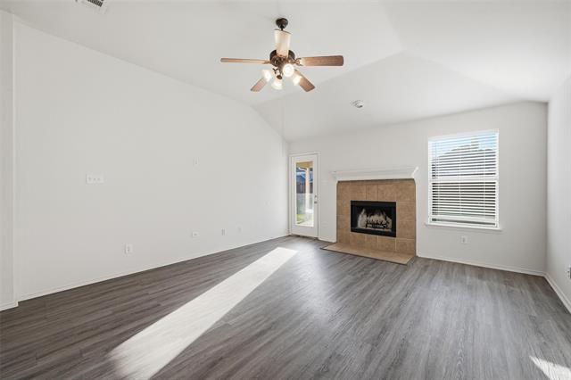 Photo - 518 Niagara Falls Dr