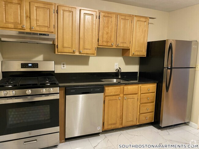 Building Photo - 385 Dorchester St Rental