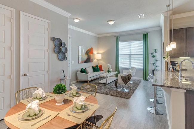 Photo - 4407 Grand Ave Pkwy Unidad 15881