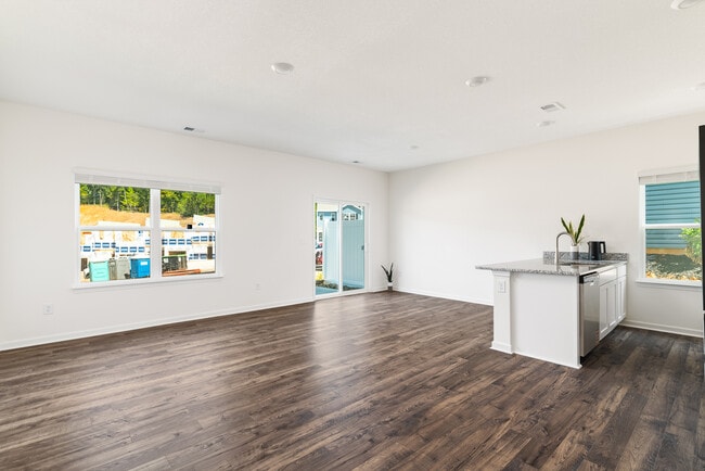 Building Photo - 3473 Tyee Xing Wy