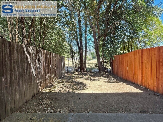 Photo - 385 El Rio Ct Unit 385 #2