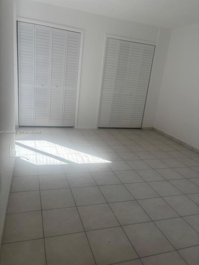 Photo - 19715 SW 114th Ave Unit 352