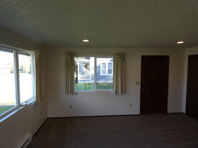 Photo - Tastefully Maintained Charmer