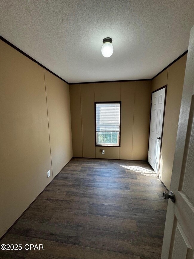 Photo - 4216 Barber St