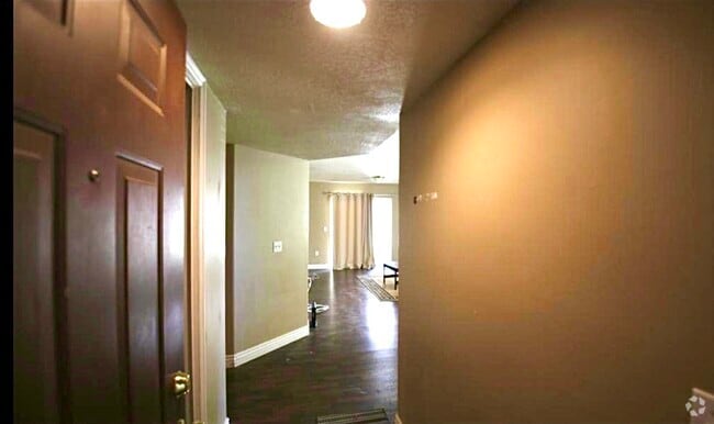 Building Photo - 1367 S 1150 W Unit 1367 S 1150 W Orem UT Rental