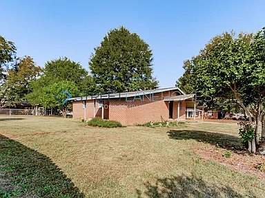 Photo - 426 Northside Dr