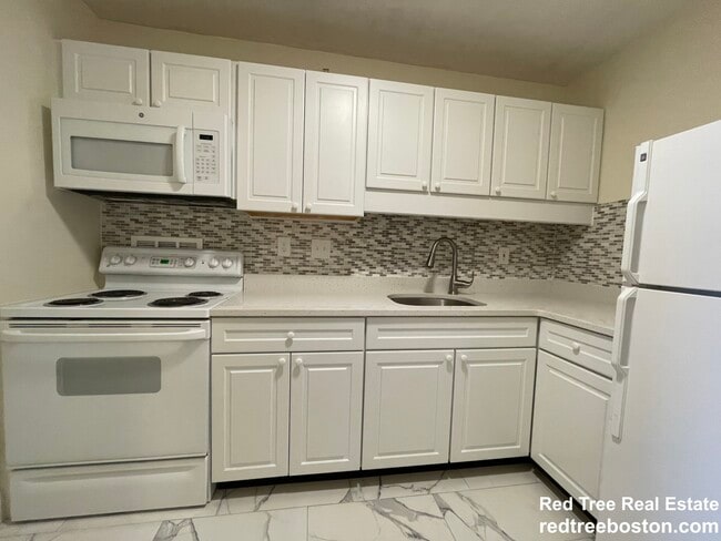 Photo - 101 Monmouth St Unit 406