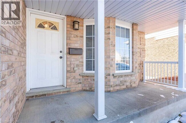 Photo - 51 Boulder Crescent