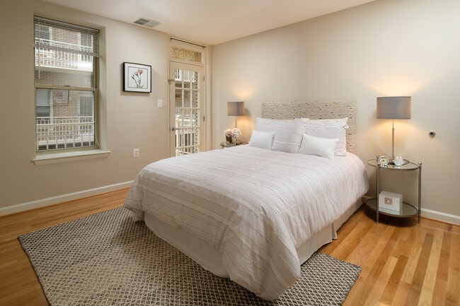 Photo - 1308 Clifton St NW Unit 217