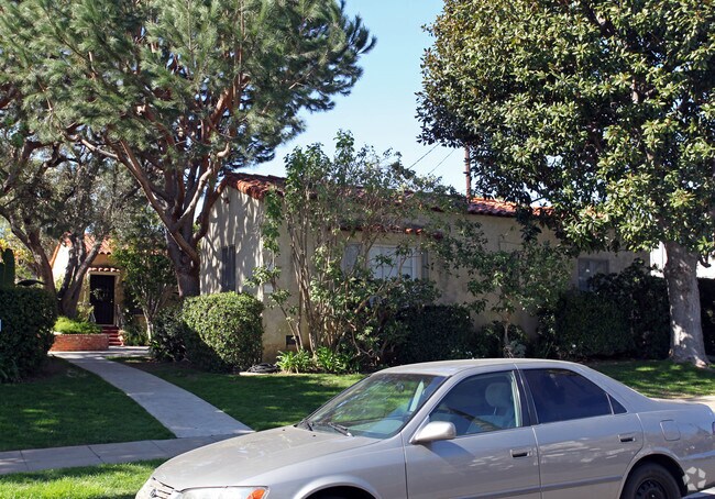 Photo - 812-818 21st Street