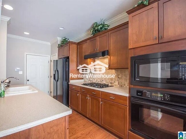 Photo - 3853 Kinross Pl