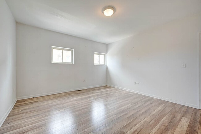 Photo - 2700 W North Ave Unit 203