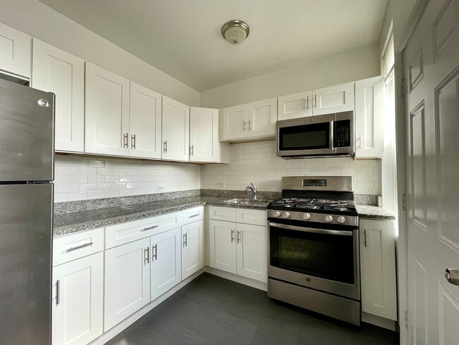 Photo - 2349 N Drake Ave Unit 3