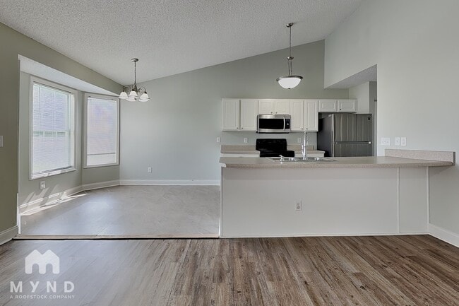 Photo - 54 Pedernales Dr