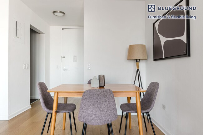 Photo - 105 Duane St Unidad FL28-ID312