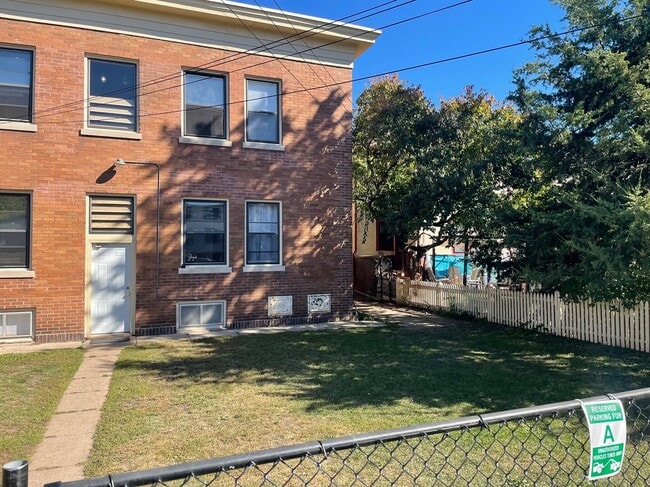 Photo - 3208 Blaisdell Ave Unit 3