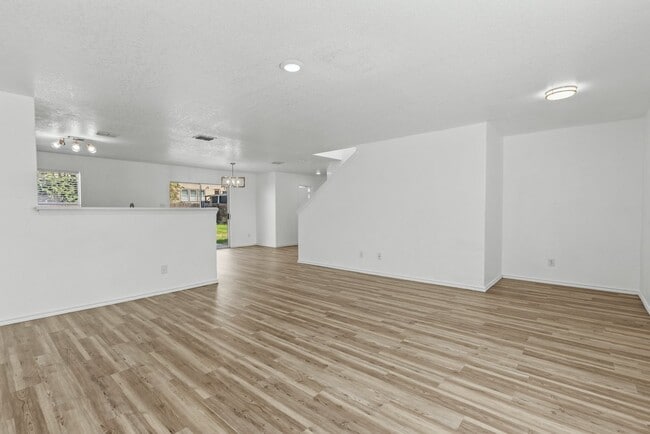 136 Gatewood Bay