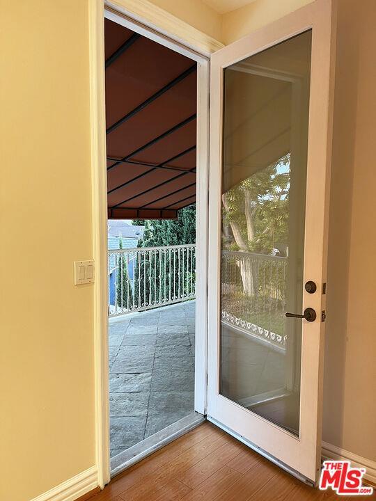 Photo - 11540 Blix St