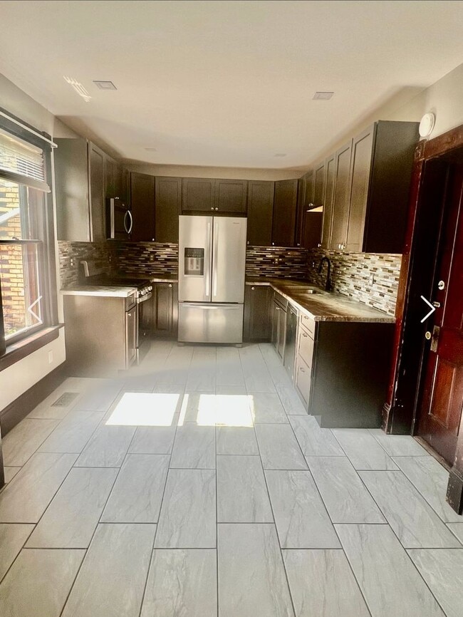 Photo - 700 Market St Unidad A