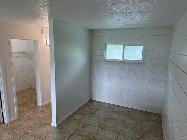 Partial Wall