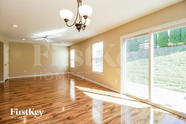 Photo - 1186 Turfway Ct