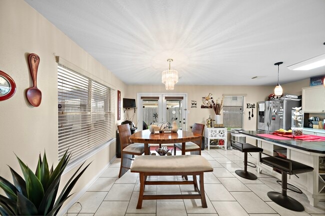 Photo - 1110 Ambrosden Ln