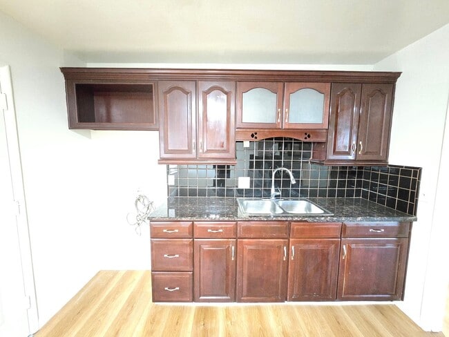 Photo - House for rent in LANCASTER | 3 Bedrooms |...