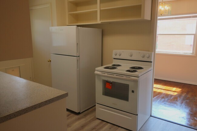 711 Highland Dr Unit 711