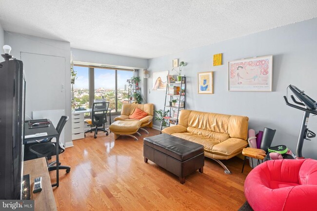 Photo - 2001 Hamilton St Apartment Unit 1627