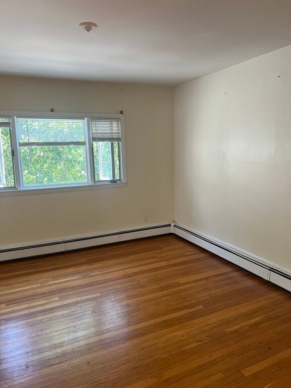 Photo - 121 Clarence St