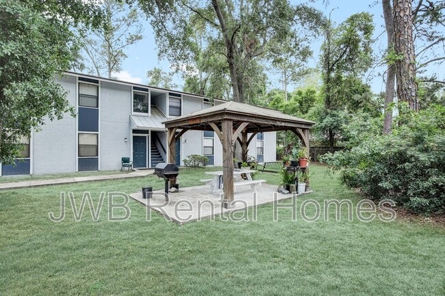 Building Photo - 10825 Key Haven Blvd Rental