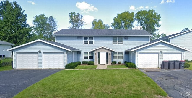 Building Photo - 308 Pine Crest Dr Unit 2 Rental