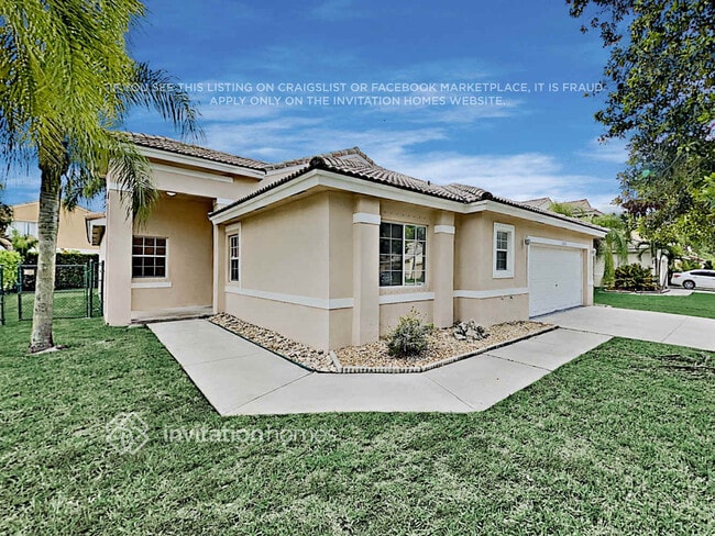 Photo - 16200 SW 2nd Dr