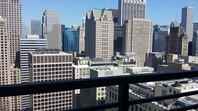 Photo - 235 W Van Buren St Unit 3422