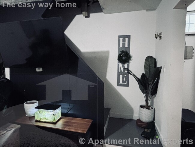 Photo - 509 Medford St Unidad #2