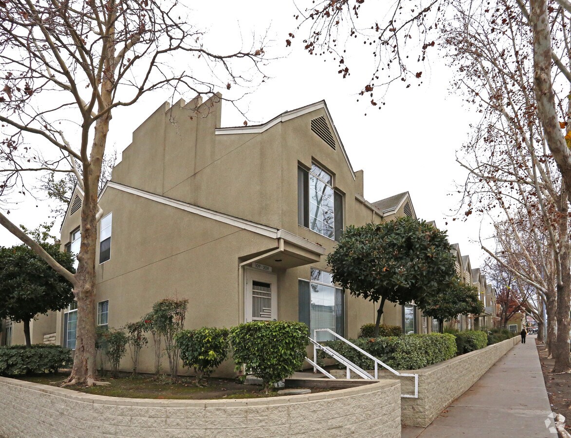 Photo - Troy Apartments