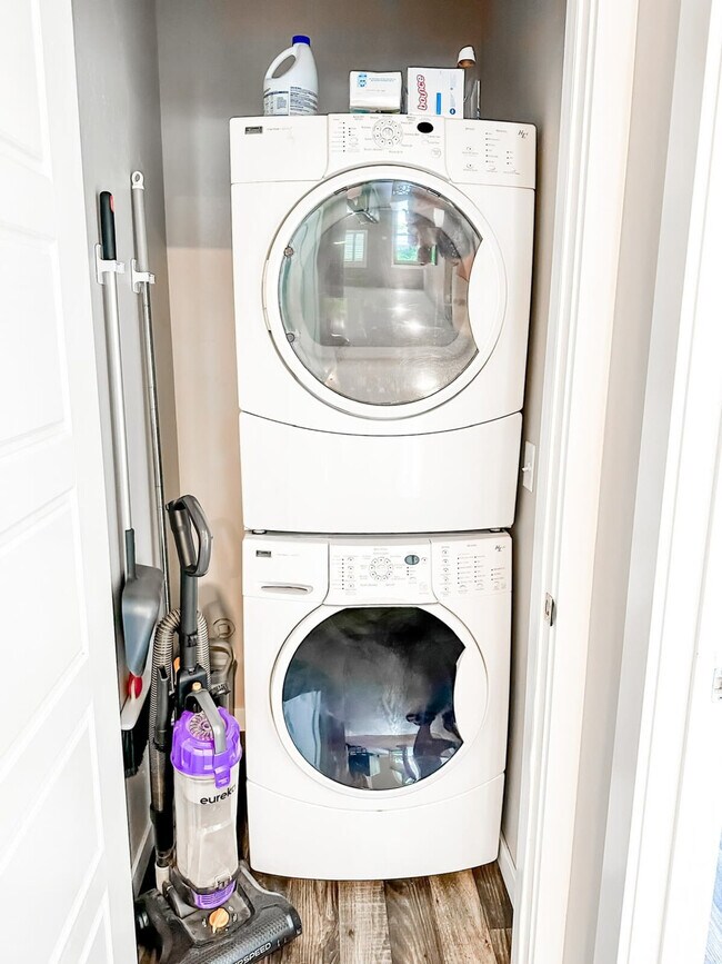 Photo - 1800 W Idaho St Unidad ID1324057P