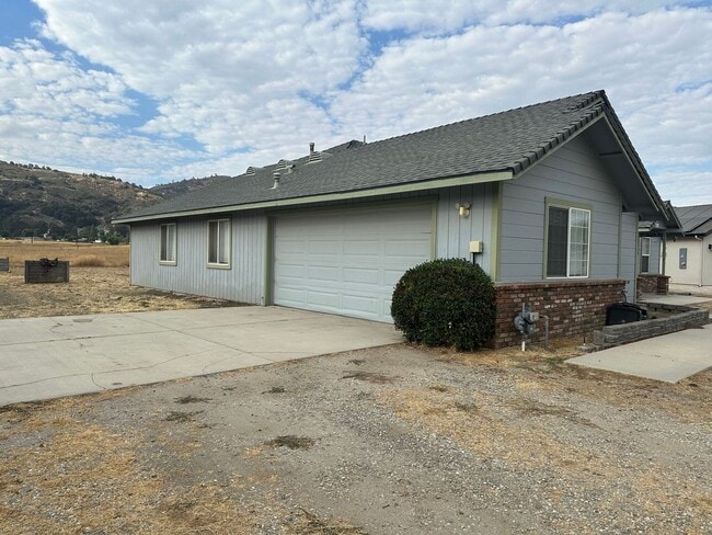 Photo - Coming Soon! In Bear Valley Springs! 3+2 p...